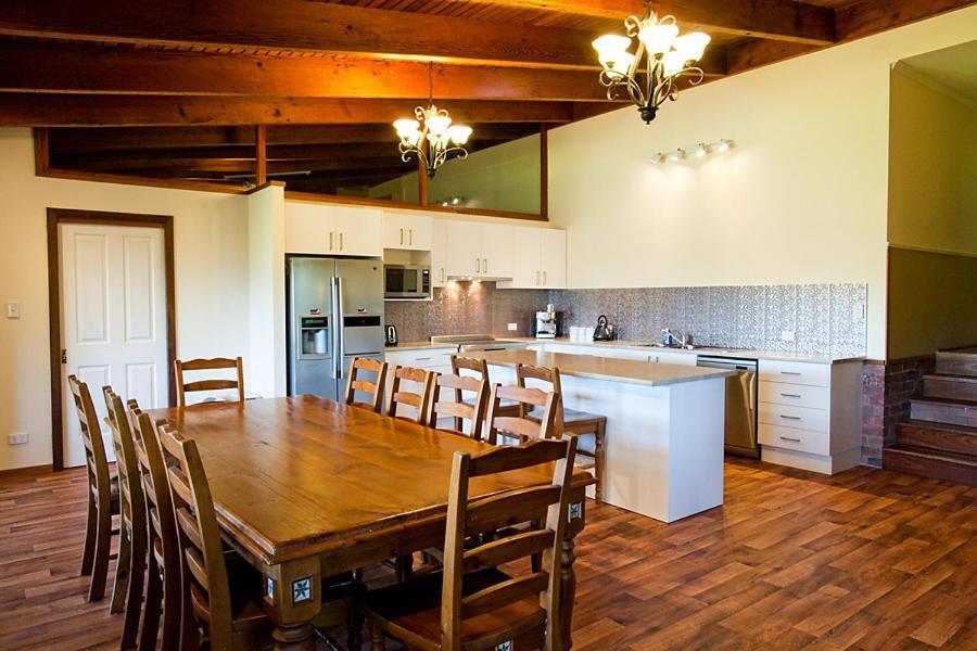 Minimbah Farm Cottages-Family Farmstay- Choose From 2 & 3 Bedroom Cottages And 6 Bedroom Houseカンガルー・バレー エクステリア 写真